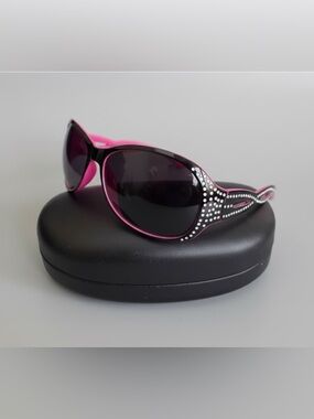 Dollhouse Women's Black, Hot Pink & Rhinestones Oversized Wrap Sunglasses & Case
